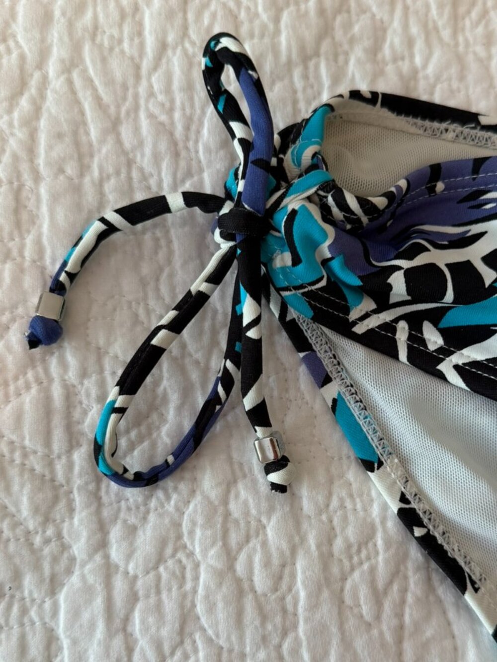 White House Black Market Tropical Print Bikini Set – Size M /Convertible Bandeau - Picture 4 of 13